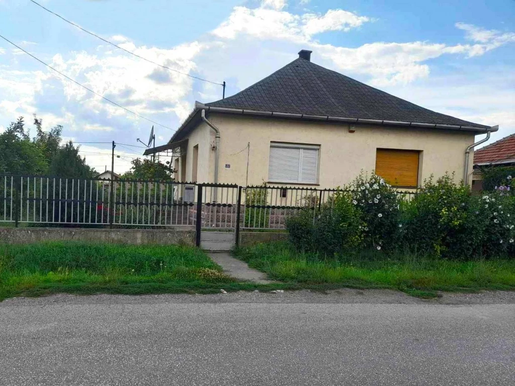 For sale house, Jászkisér