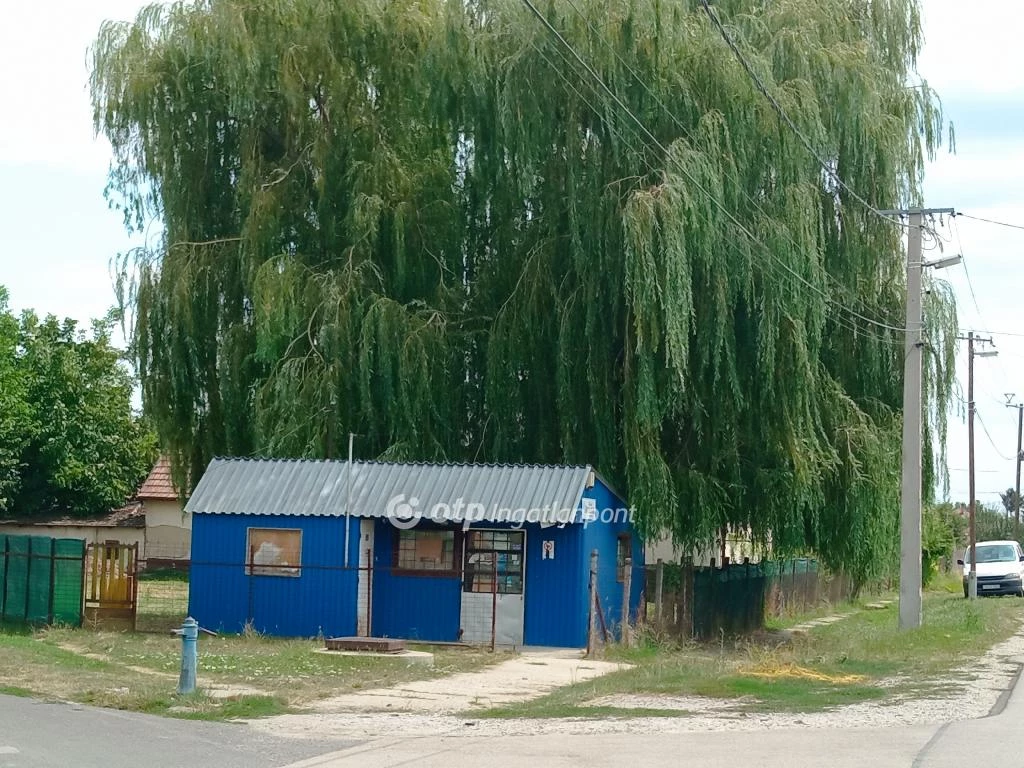 For sale building plot, Jászkisér