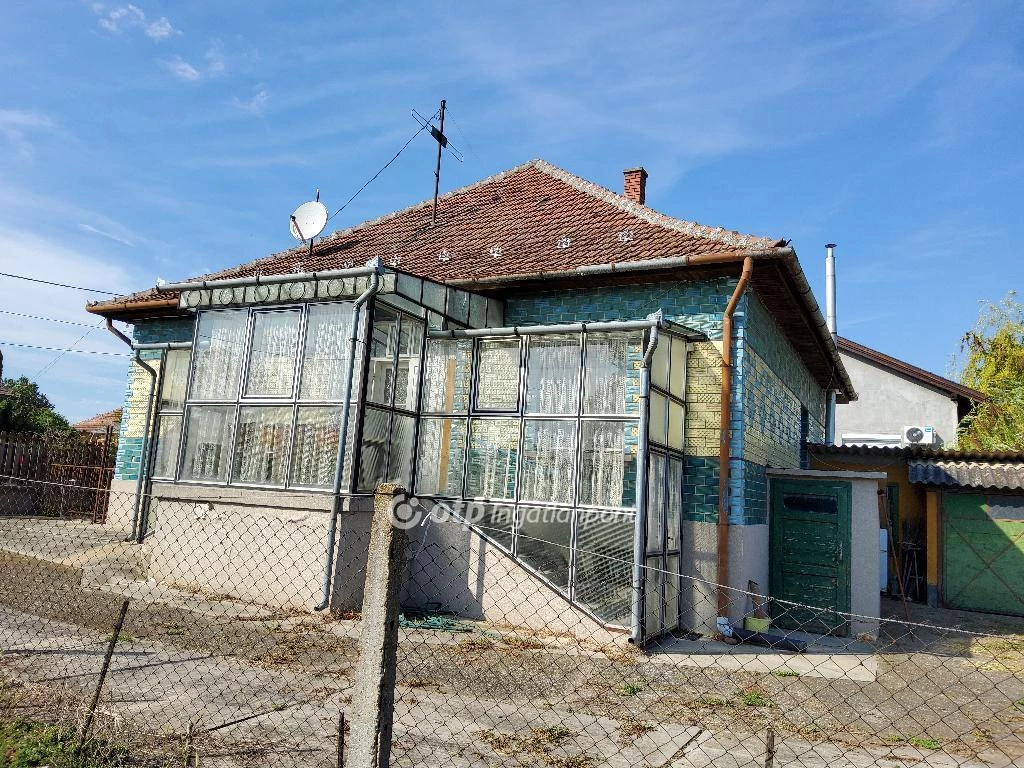 For sale house, Tura