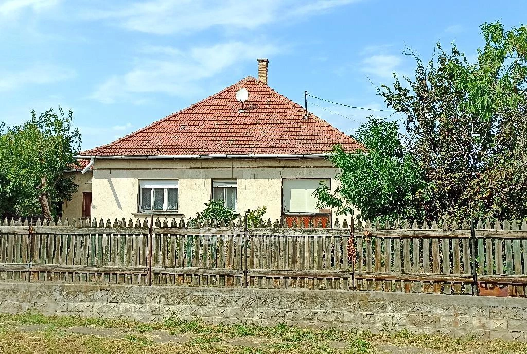 For sale house, Jászapáti