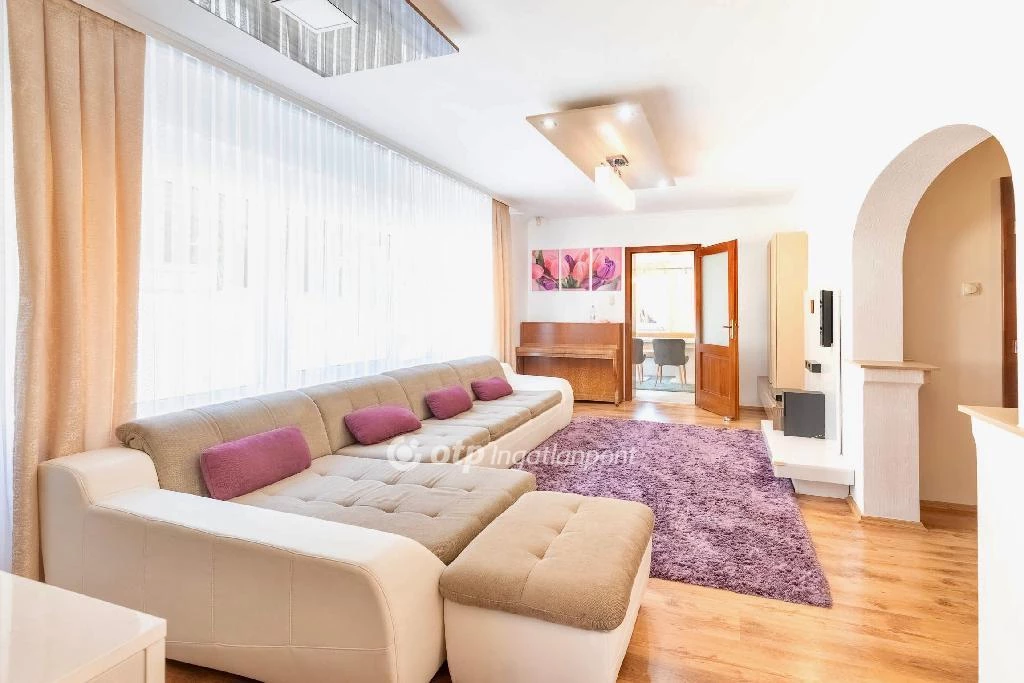 c3-1-name c2-1-name, Jánoshalma