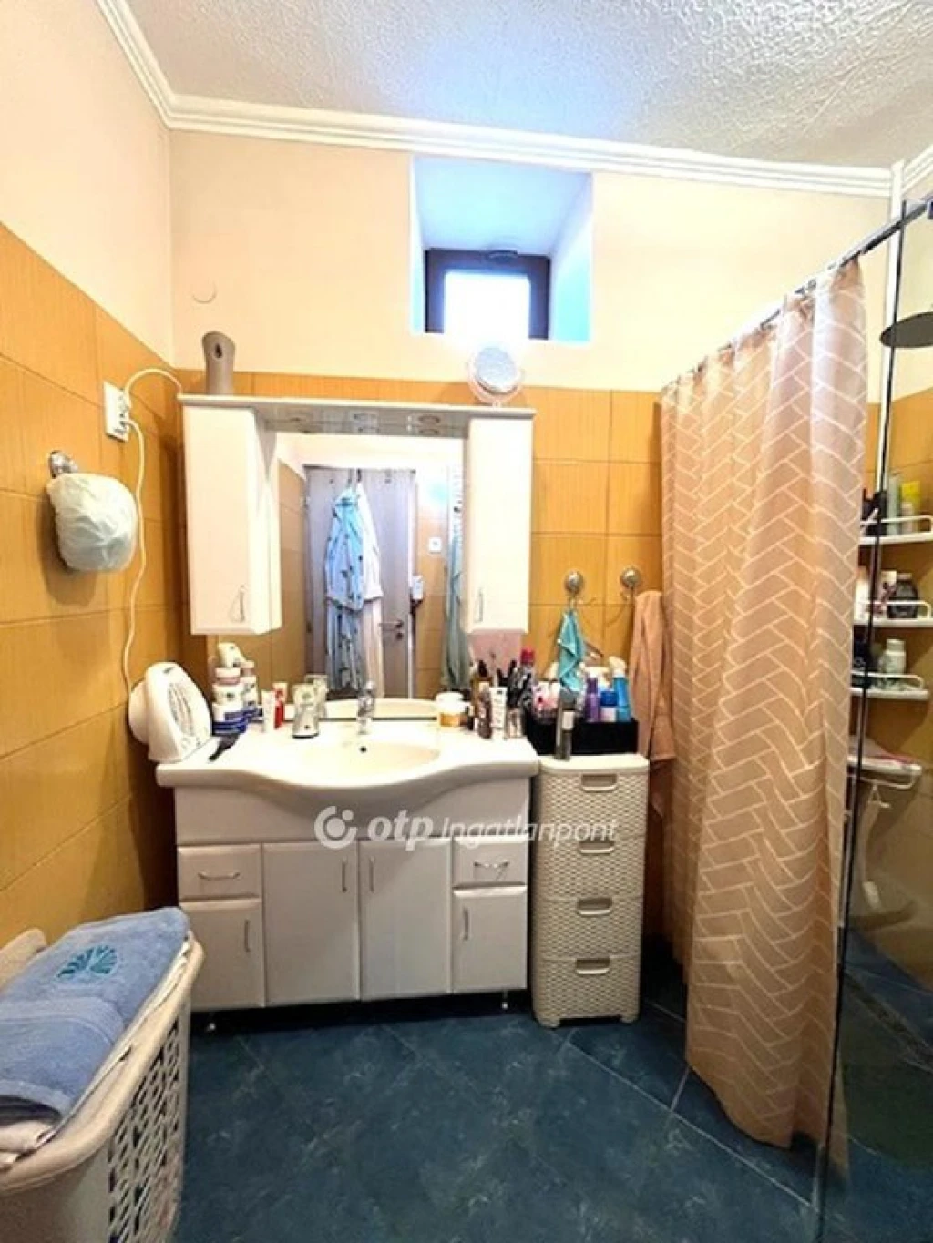 c3-1-name c2-1-name, Jánoshalma