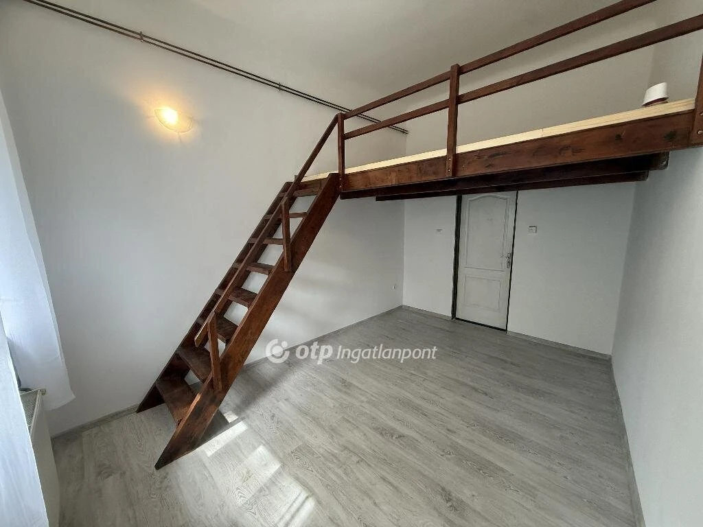 Eladó Lakás, Budapest 8. ker.