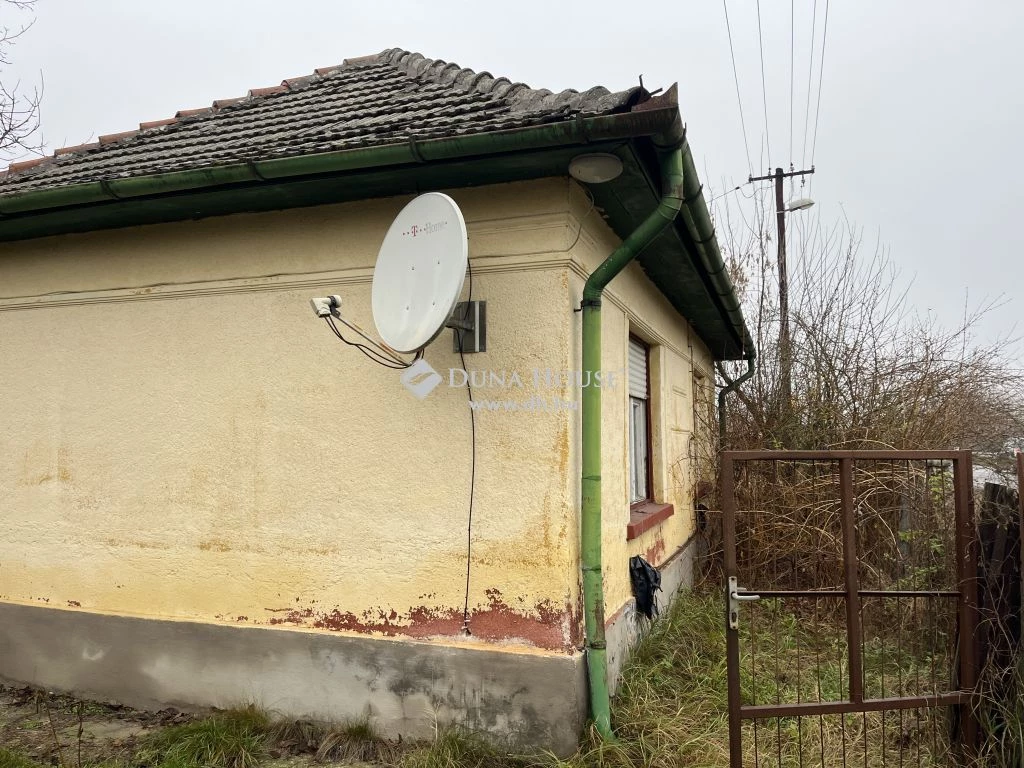 c3-1-name c2-1-name, Tápiószőlős