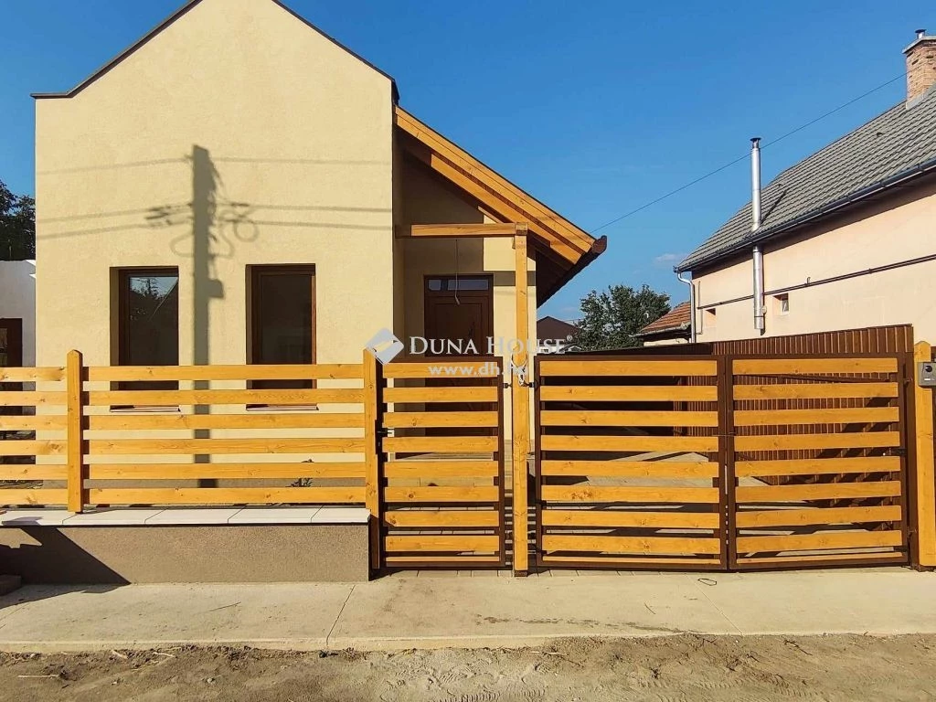 For sale semi-detached house, Monor