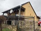 Eladó ház, Kóka