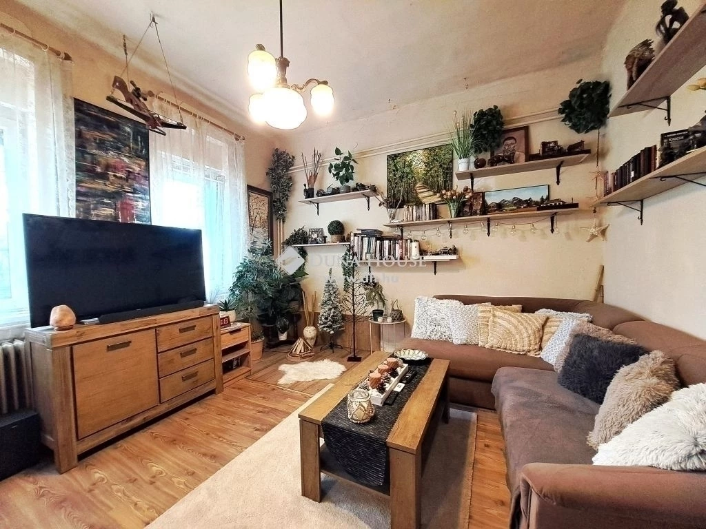 For sale brick flat, Budapest XIX. kerület, Vas Gereben utca