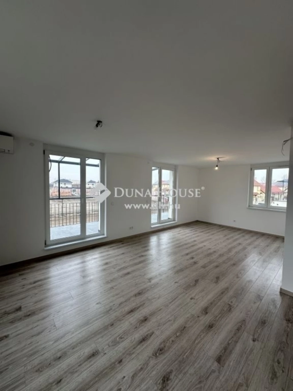 Eladó lakás, Budapest 23. ker.
