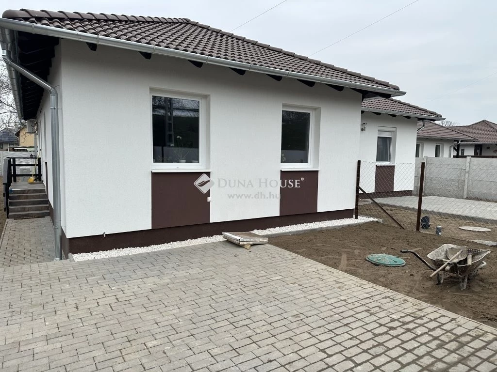 Eladó ház, Monorierdő