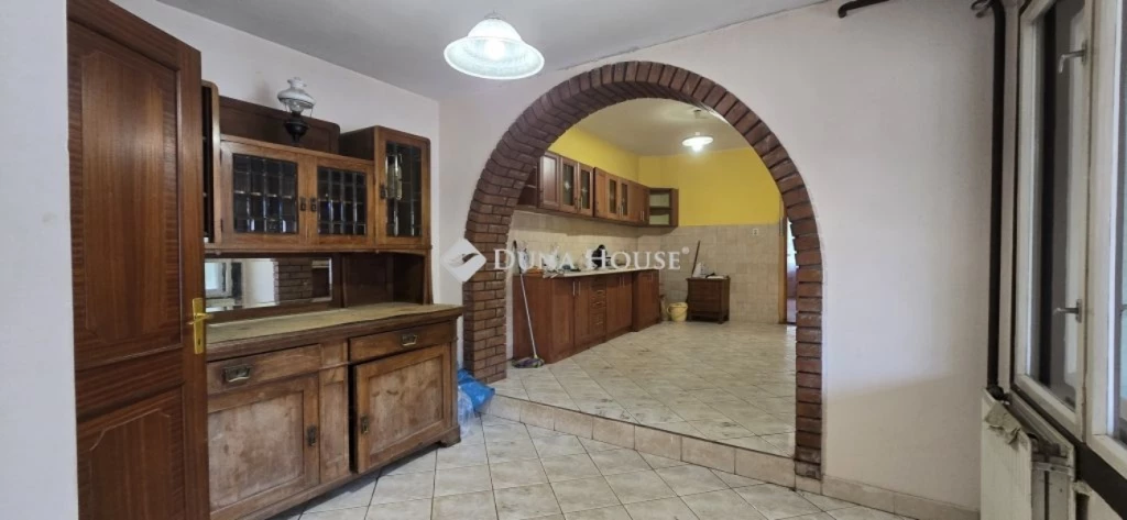 For sale semi-detached house, Előszállás