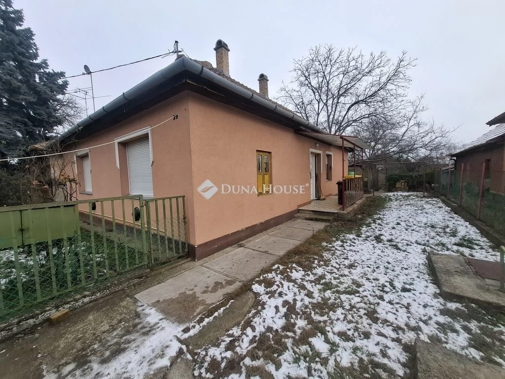 c3-1-name c2-1-name, Gyál