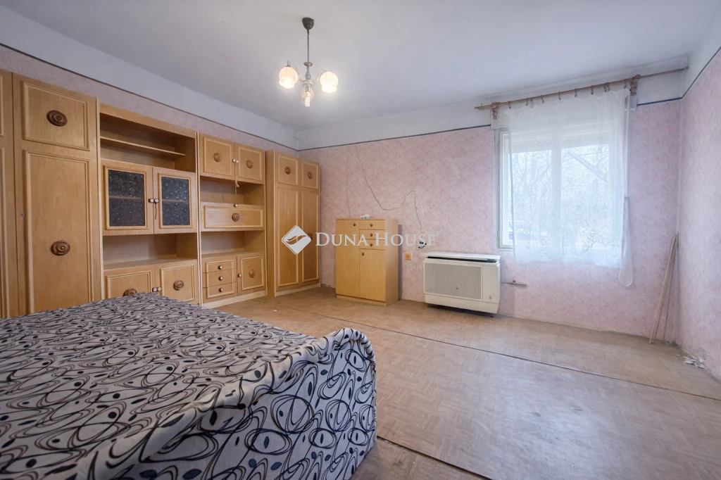 c3-1-name c2-1-name, Gyál