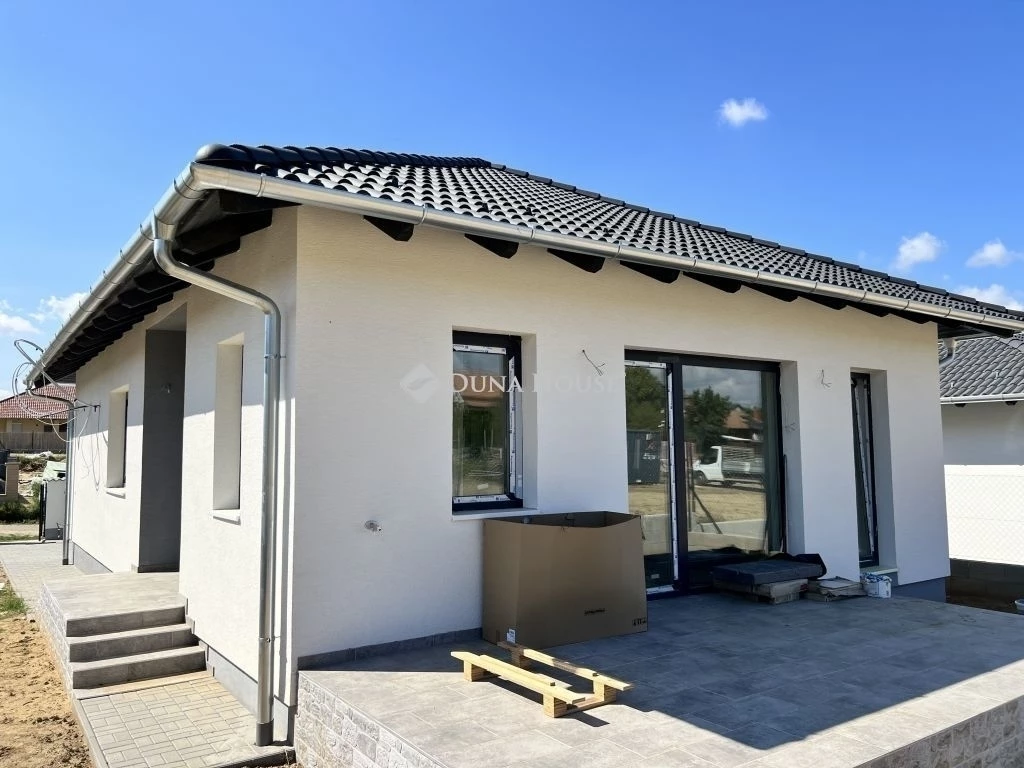 For sale house, Őrbottyán