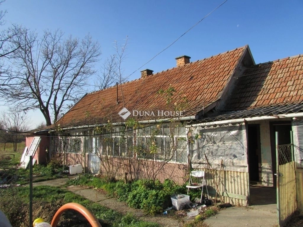 Eladó ház, Szentmártonkáta