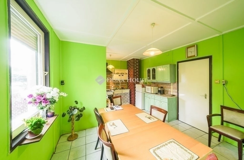 Eladó ház, Vecsés