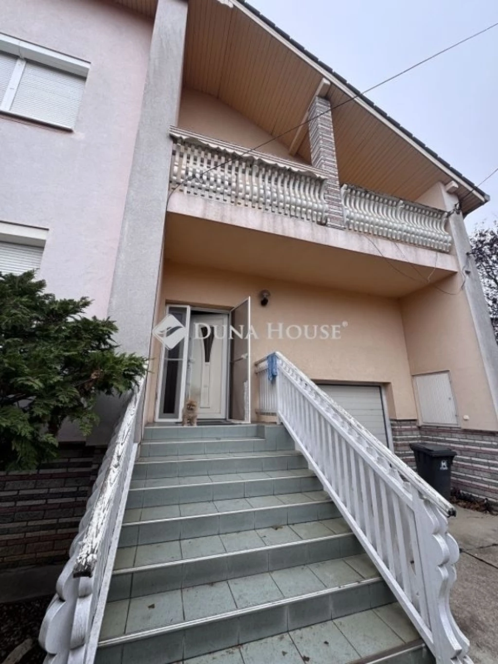 Eladó ház, Vecsés