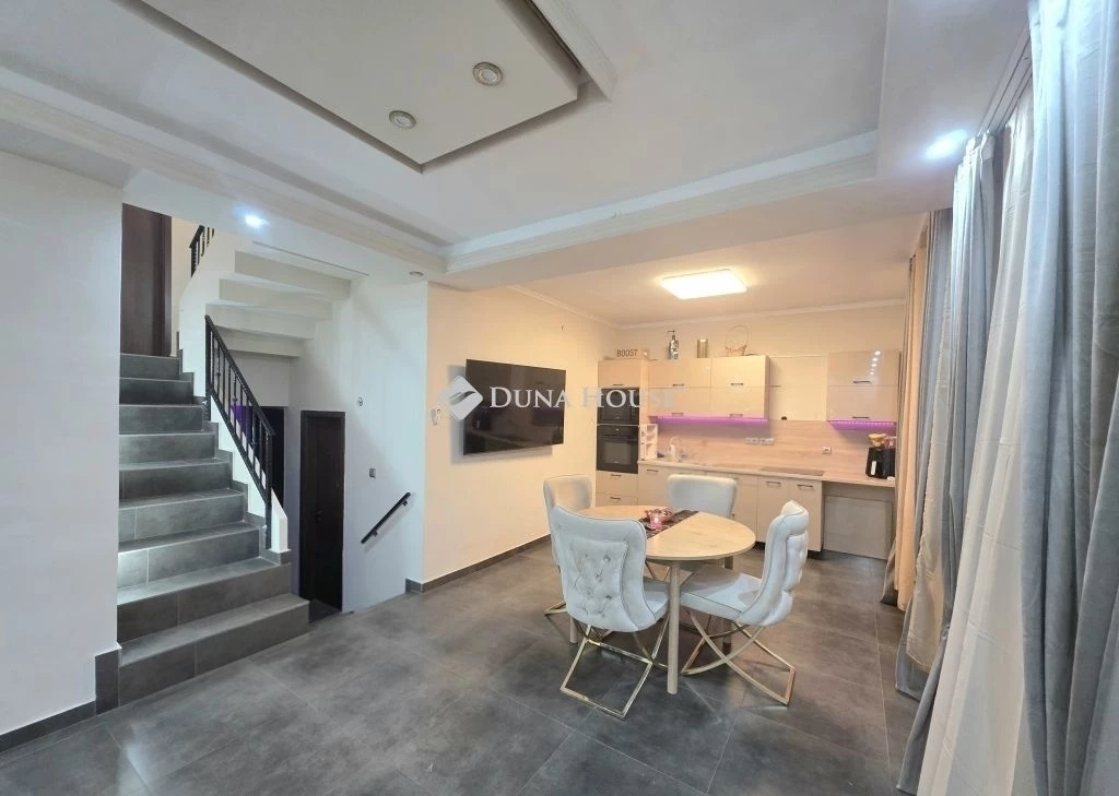 Eladó ház, Gyömrő