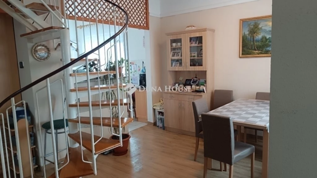 Eladó ház, Szentmártonkáta