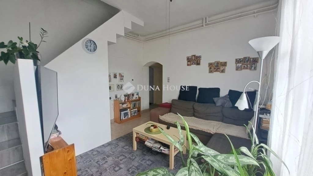 Eladó ház, Vecsés