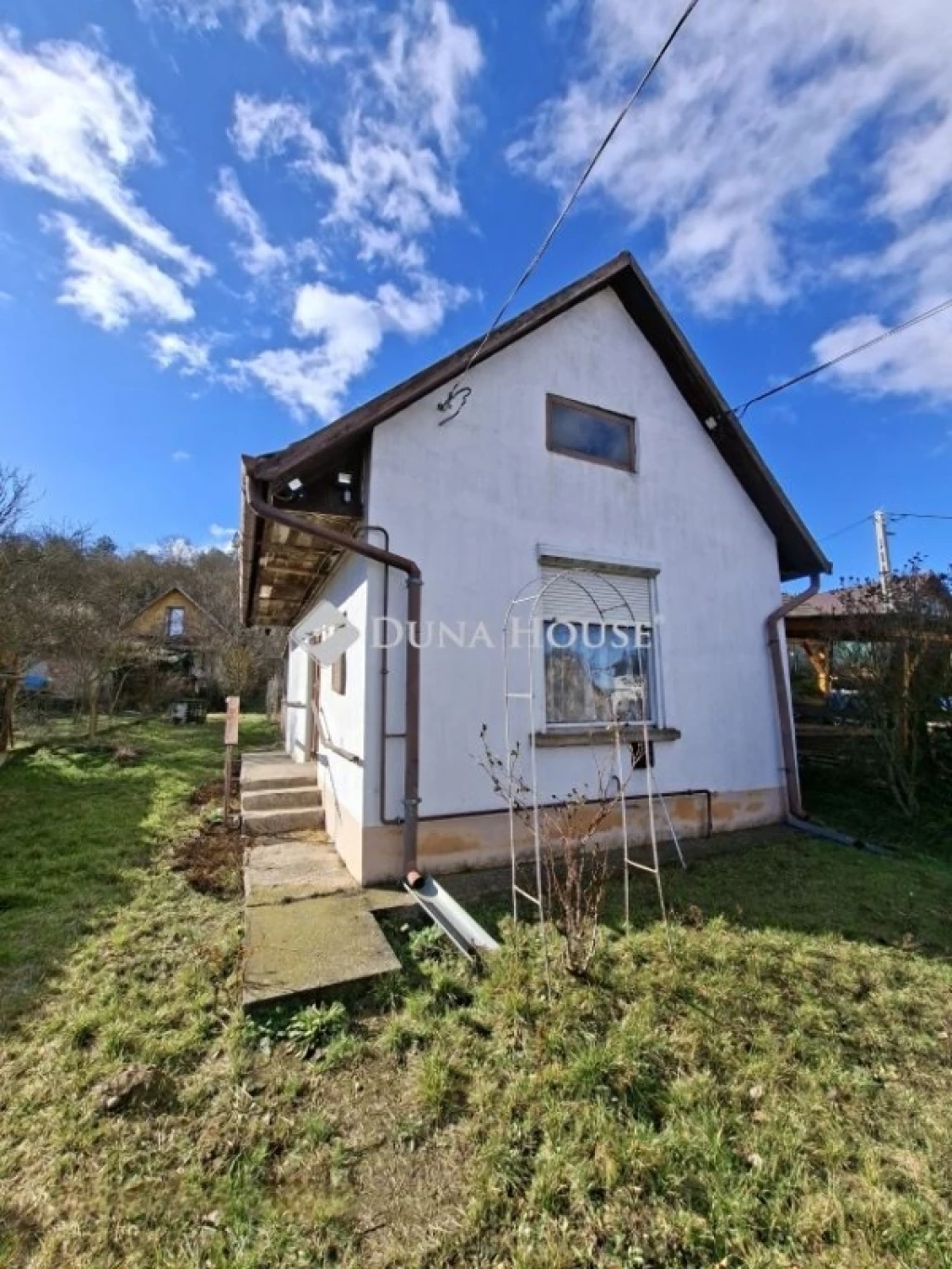 Eladó ház, Sülysáp