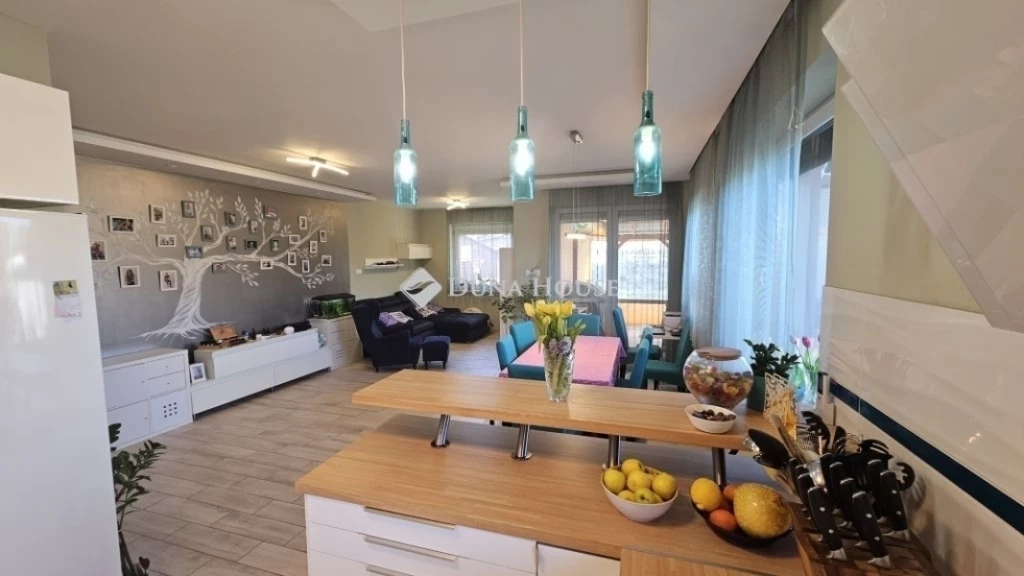 c3-1-name c2-1-name, Gyál