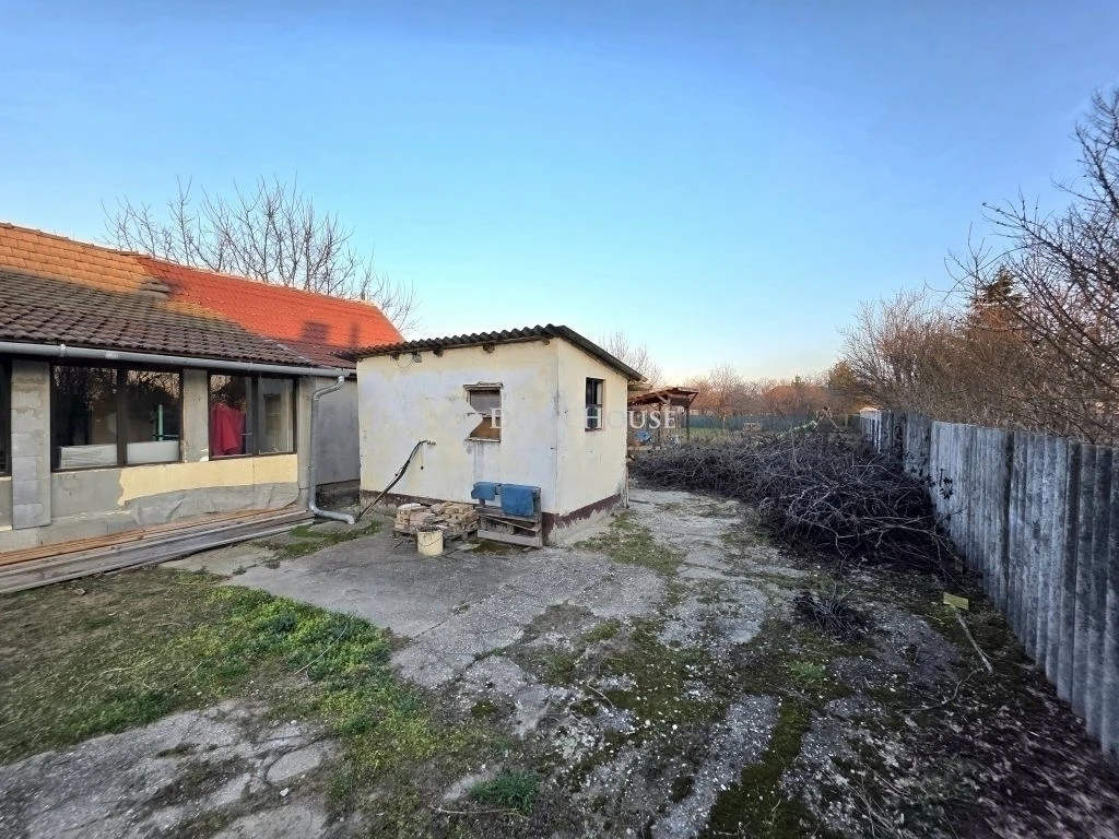 c3-1-name c2-1-name, Gyömrő