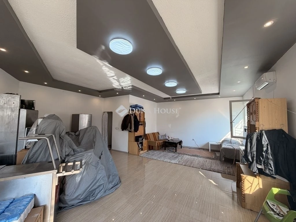 c3-1-name c2-1-name, Vecsés