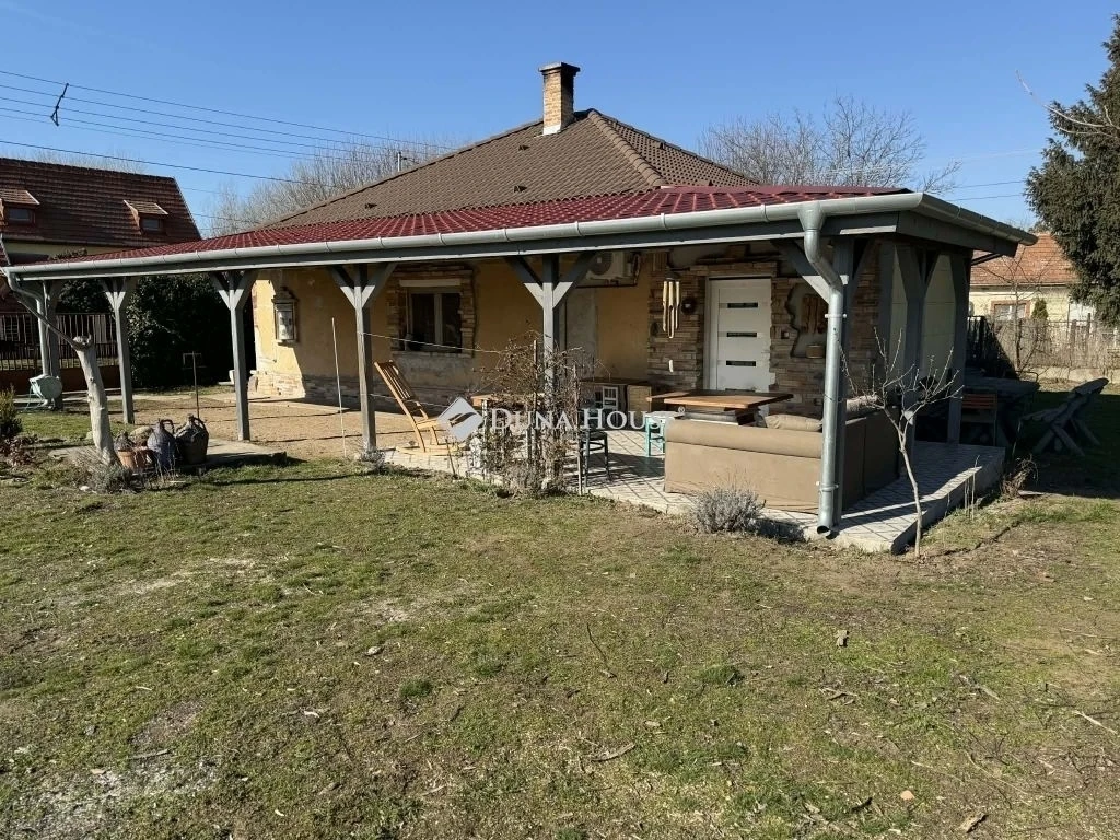 c3-1-name c2-1-name, Dánszentmiklós