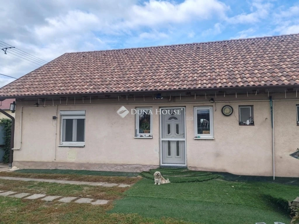 c3-1-name c2-1-name, Zsámbok