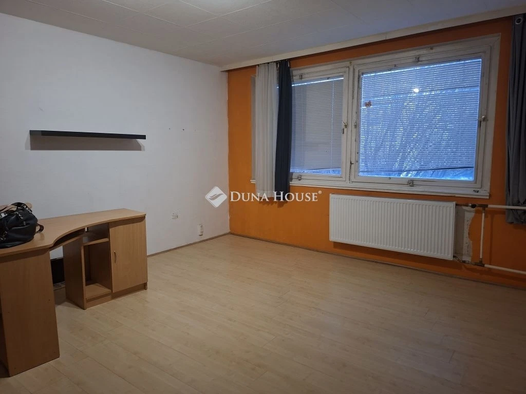 Eladó lakás, Kistarcsa