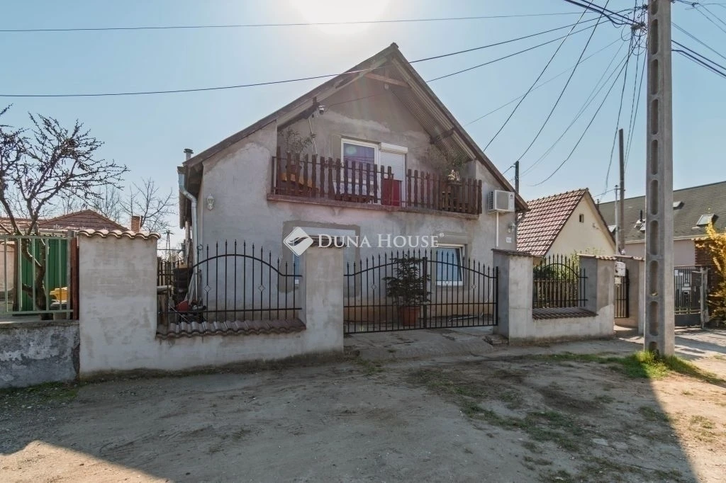 c3-1-name c2-2-name, Gyál