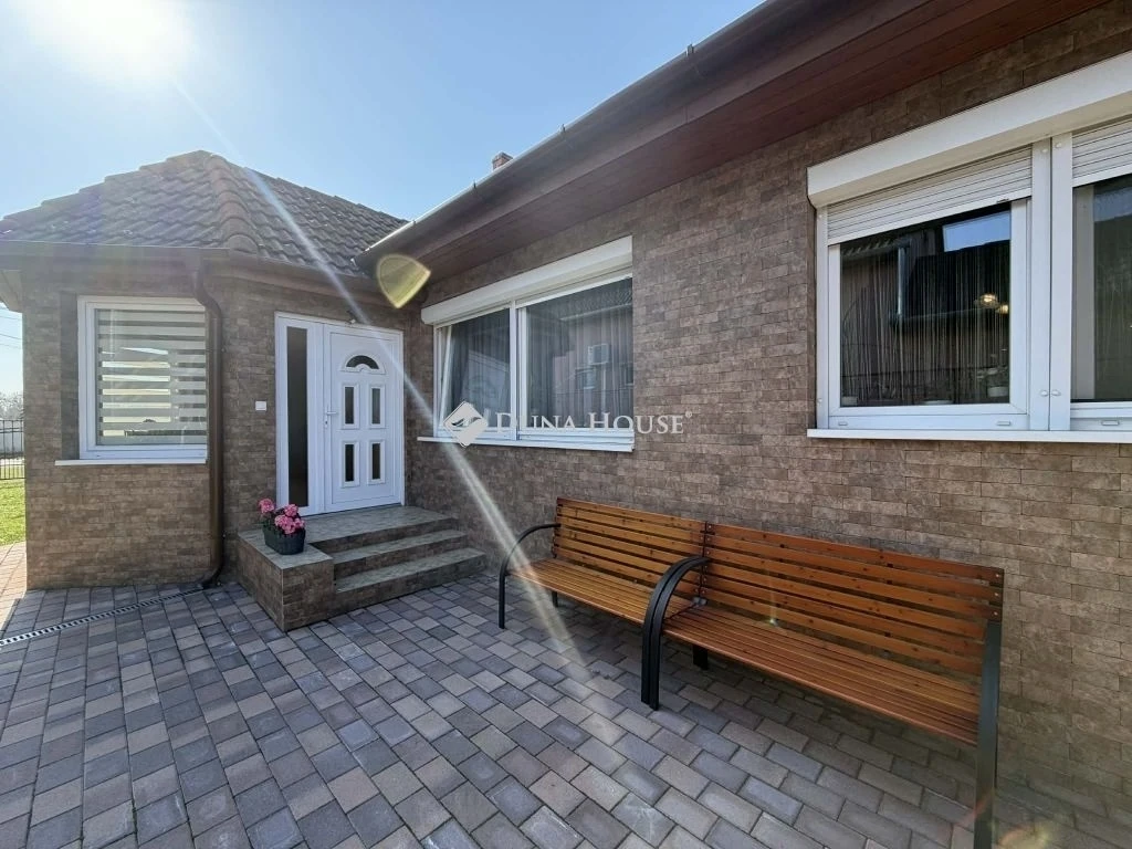 c3-1-name c2-1-name, Pilis