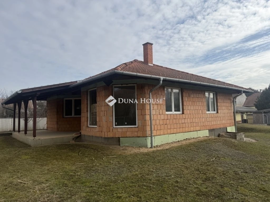 Eladó ház, Gyömrő