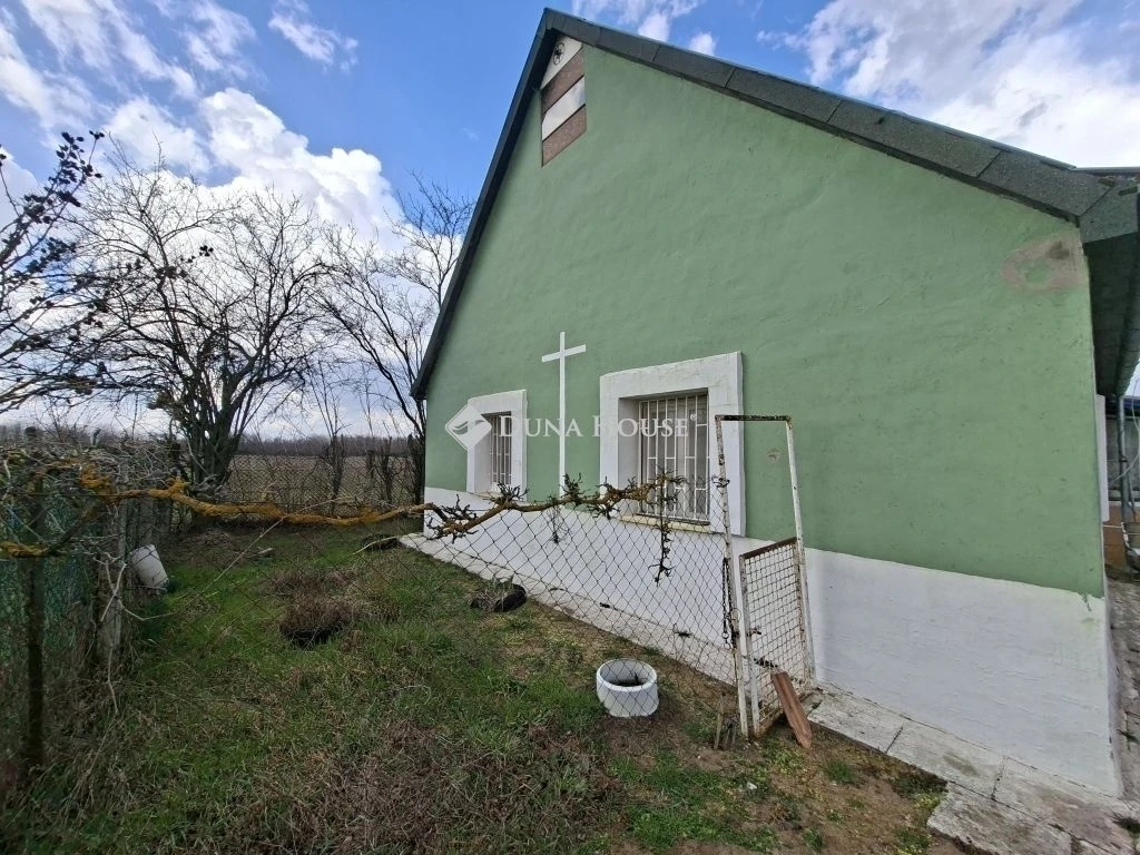 Eladó ház, Tápiószecső