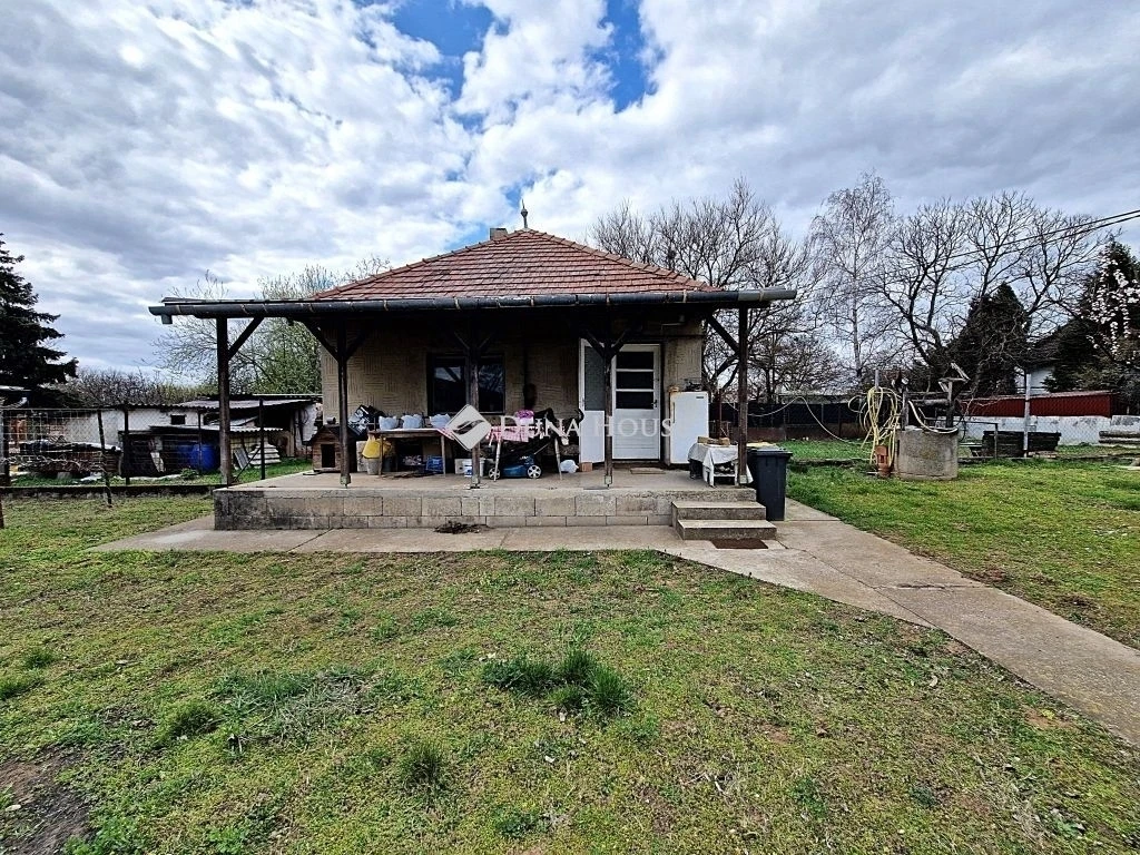 Eladó ház, Maglód