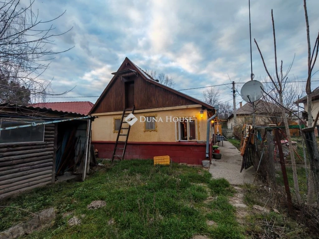 Eladó ház, Tápiószecső