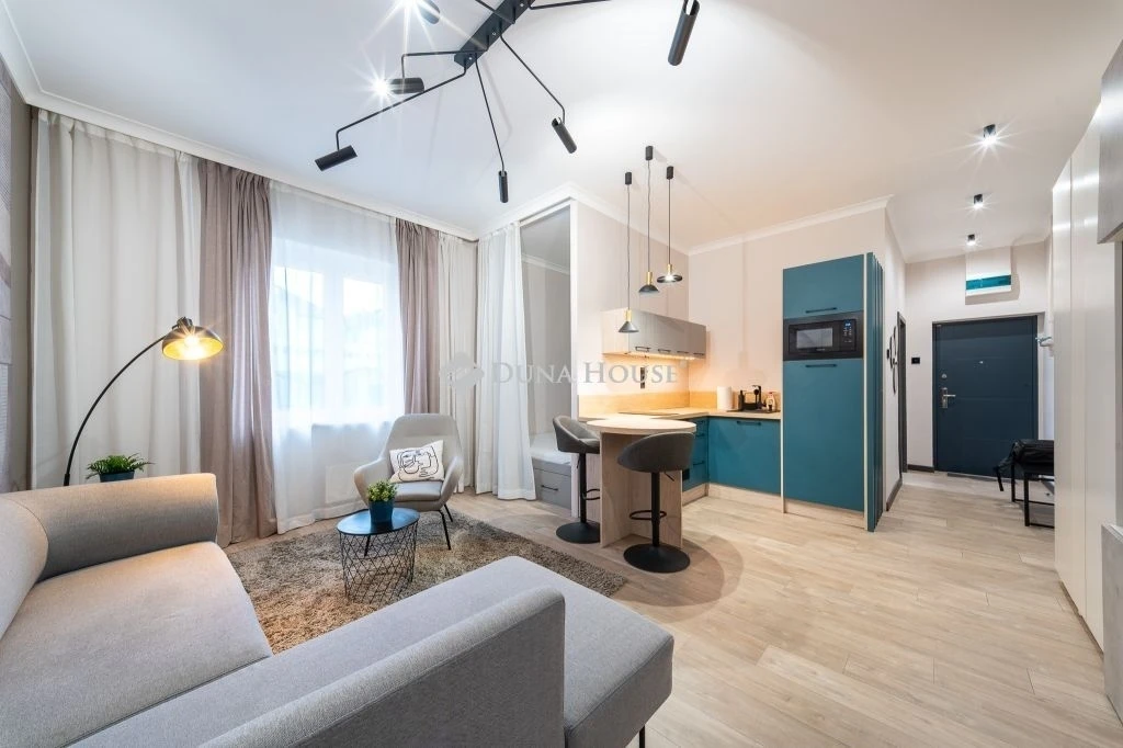 c3-1-name c2-19-name, Miskolc