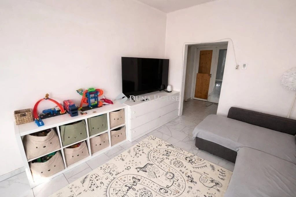 c3-1-name c2-1-name, Albertirsa