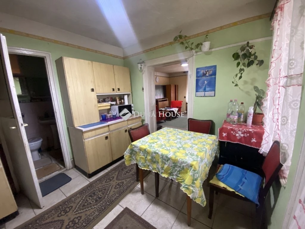 c3-1-name c2-1-name, Zsámbok