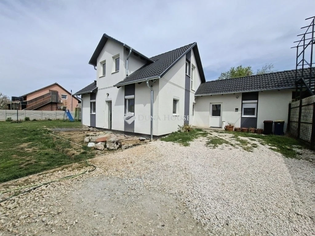 Eladó ház, Gyömrő