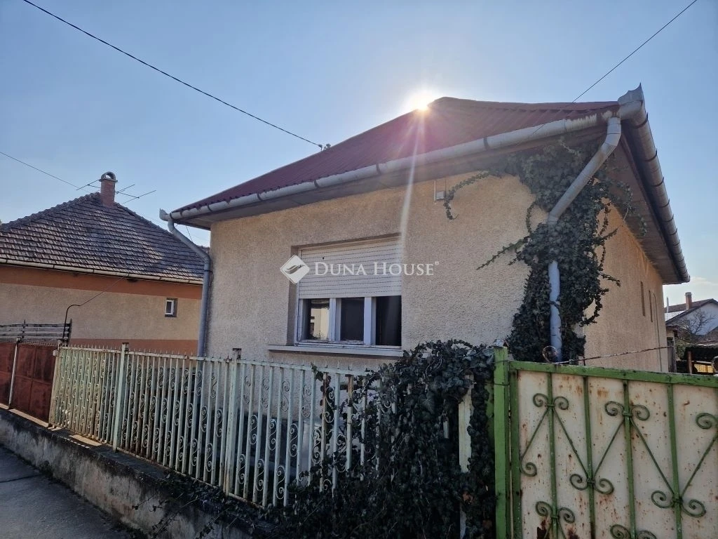 c3-1-name c2-1-name, Monor