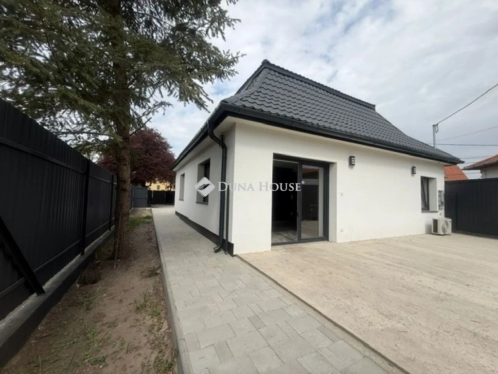 c3-1-name c2-5-name, Vecsés