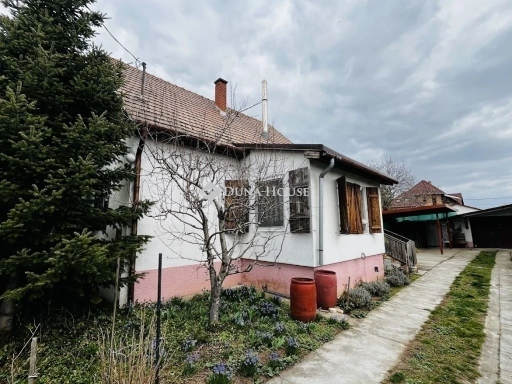 c3-1-name c2-1-name, Vecsés