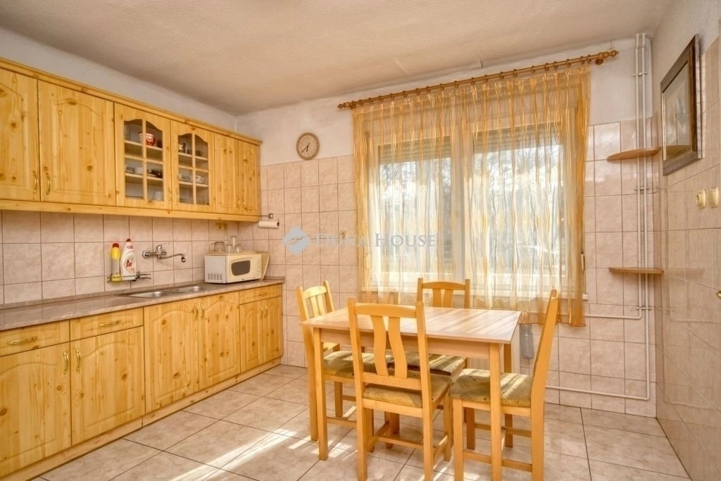 c3-1-name c2-1-name, Budapest XIX. kerület