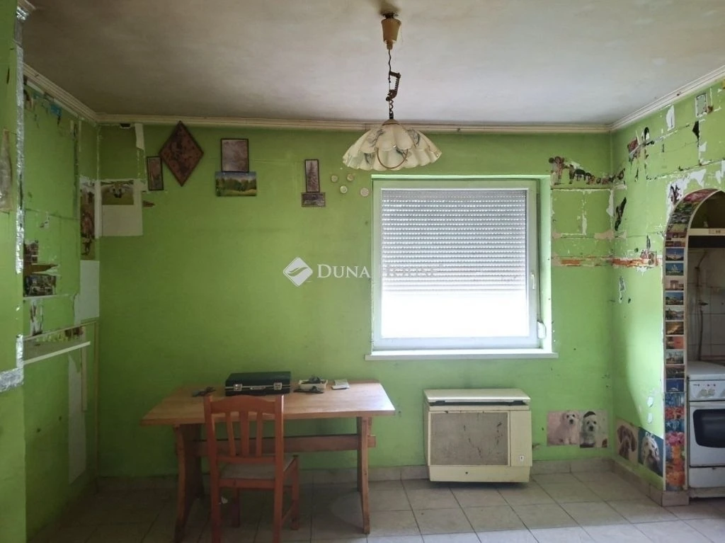 c3-1-name c2-1-name, Gyömrő