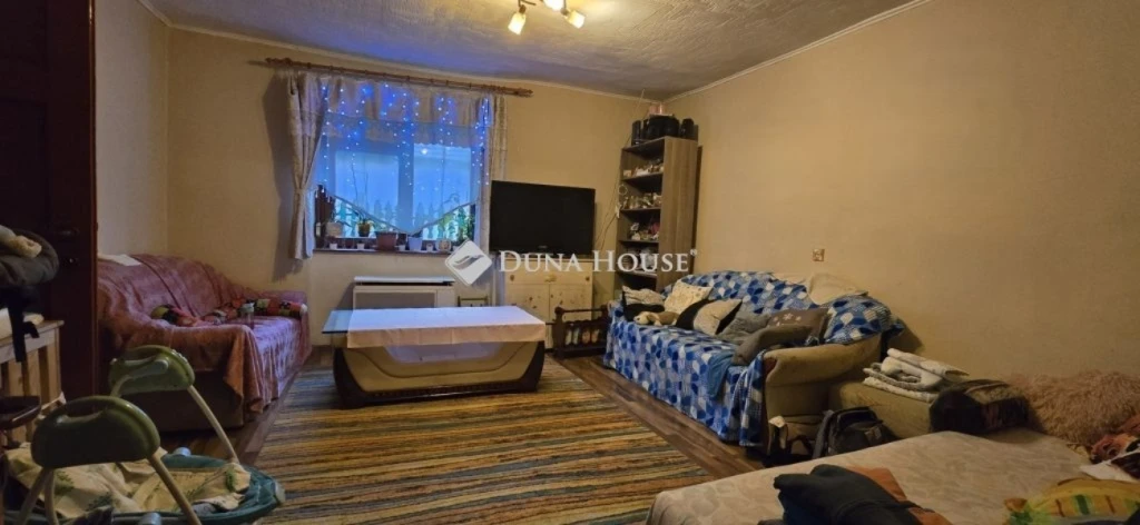 c3-1-name c2-1-name, Sárbogárd, Posta utca