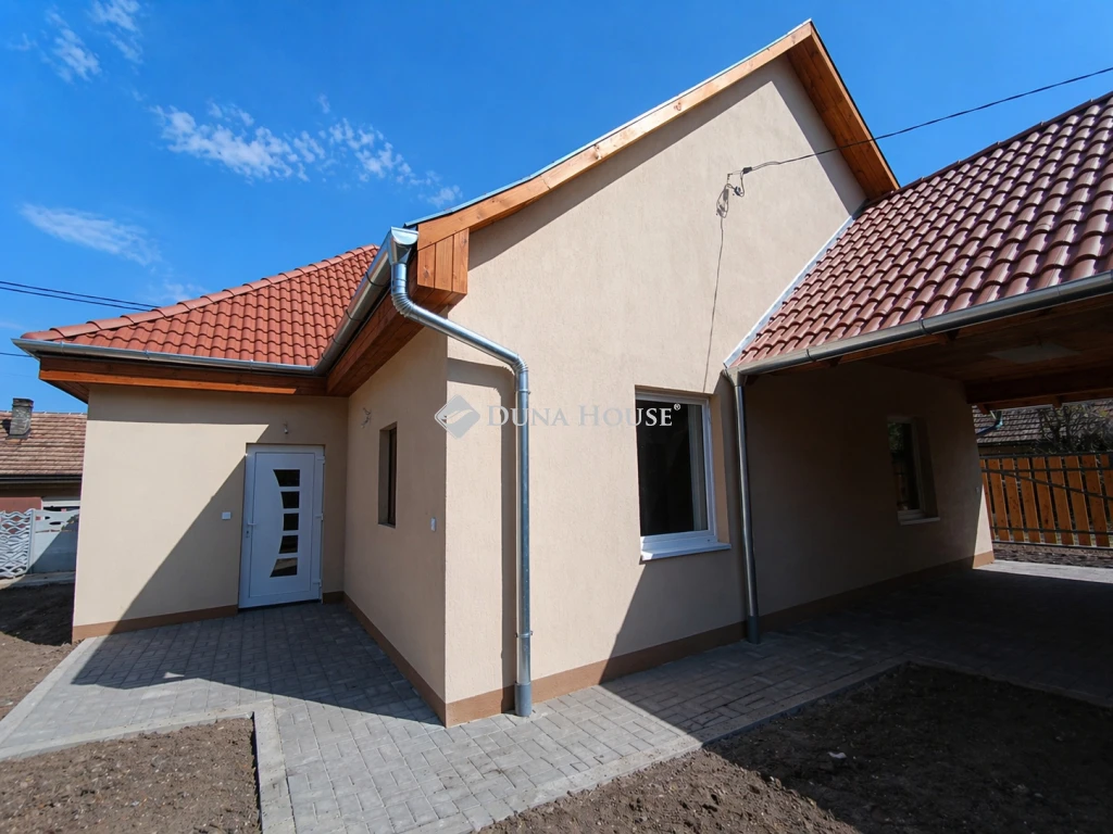 c3-1-name c2-1-name, Pécel