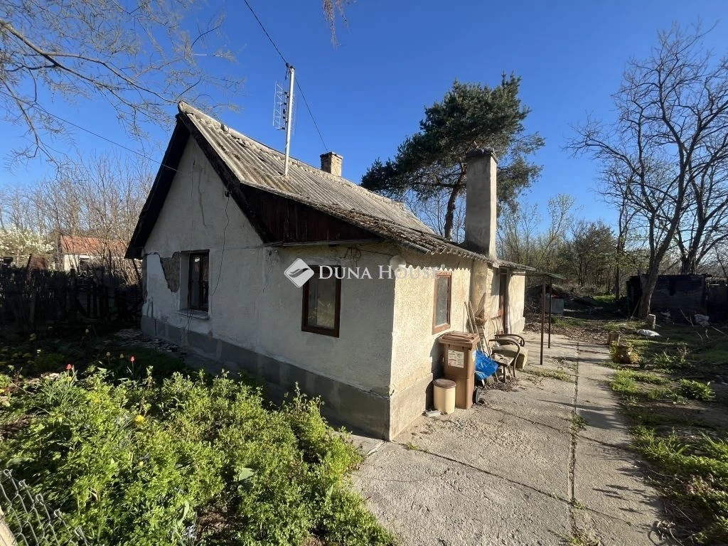 Eladó ház, Nyáregyháza