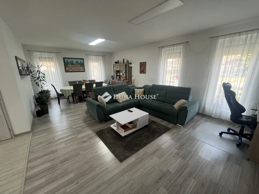 Eladó ház, Albertirsa