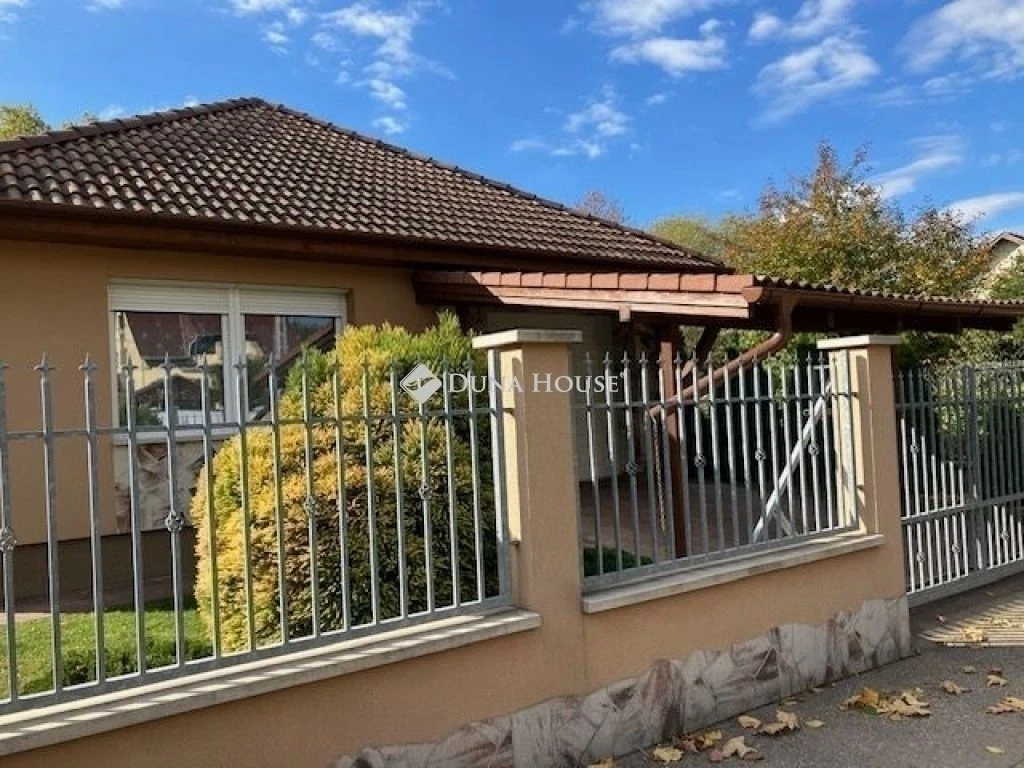 Eladó ház, Budapest 17. ker.